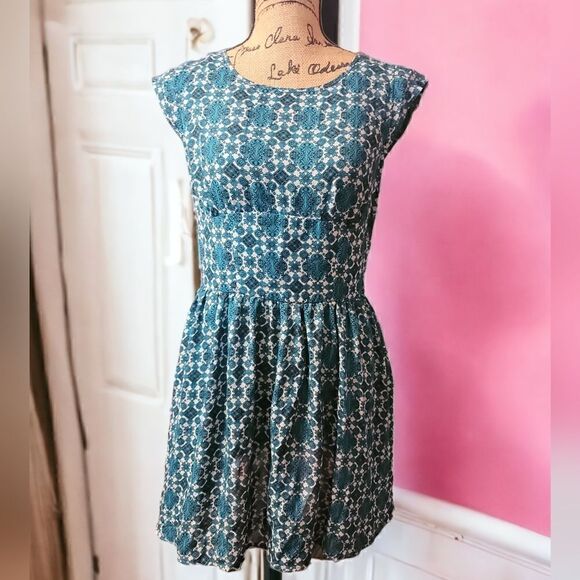 Forever 21 Exclusive Teal Floral Print Dress Size M - Picture 1 of 6